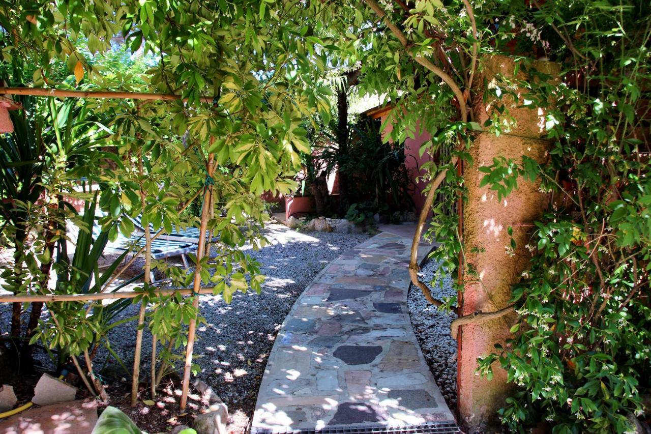 Elbaloves Appartaments Villa 카폴리베리 외부 사진